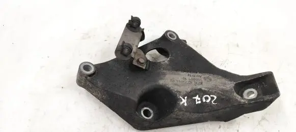 BMW 1 E82 E88 Engine mounting bracket 6775041 59280110