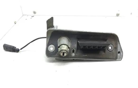 Volkswagen Caddy Tailgate/trunk/boot exterior handle K5034
