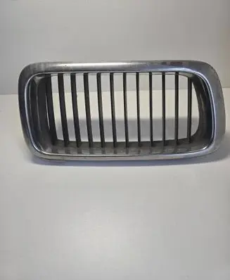 BMW 7 E38 Front grill 51138125812
