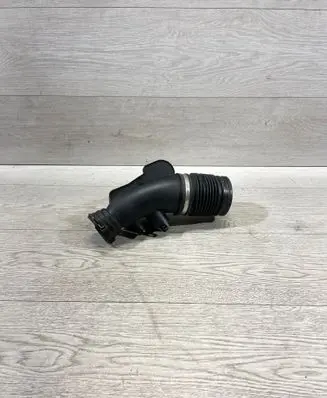 BMW 3 F30 F35 F31 Intake resonator 70604474