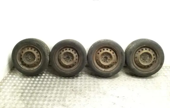 Toyota Yaris R14 steel rim 