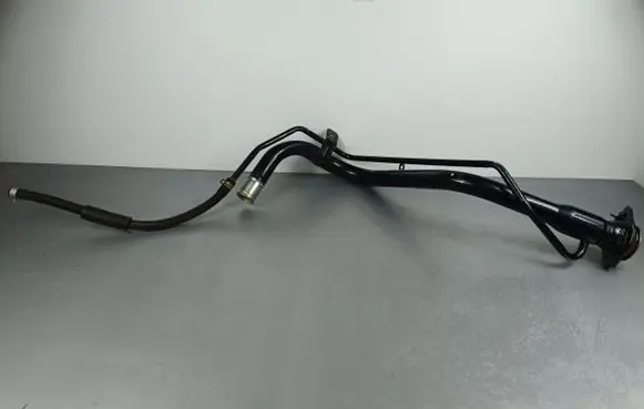 Suzuki SX4 S-Cross Fuel tank filler neck pipe 