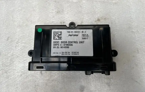 Tesla Model S Door control unit/module 100310100E
