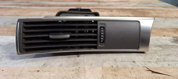 Audi A6 S6 C6 4F Dashboard side air vent grill/cover trim 4F1820901C