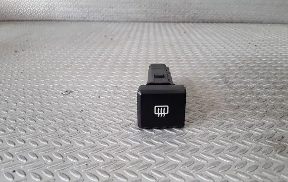 KIA Carens I Windscreen/window heater switch