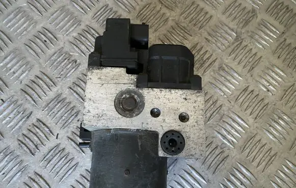 Volvo V70 ABS Pump 0273004224 861201 00709