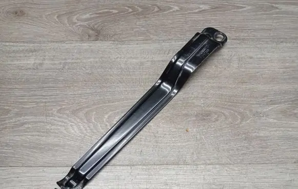 Volvo V70 Battery bracket 30667262