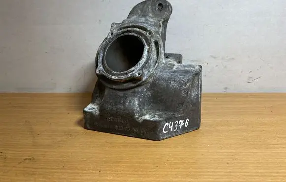 Mercedes-Benz E W211 Other engine bay part A6462230504 C4376