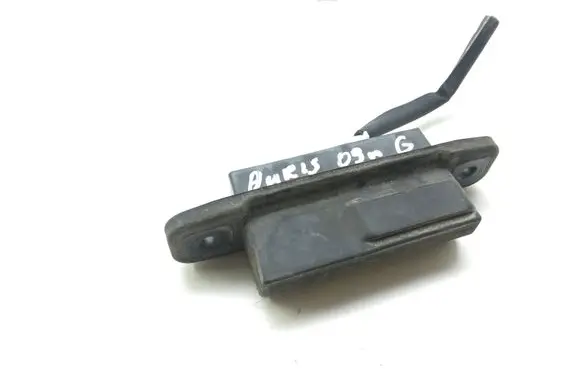 Toyota Auris 150 Tailgate opening switch 0505K76