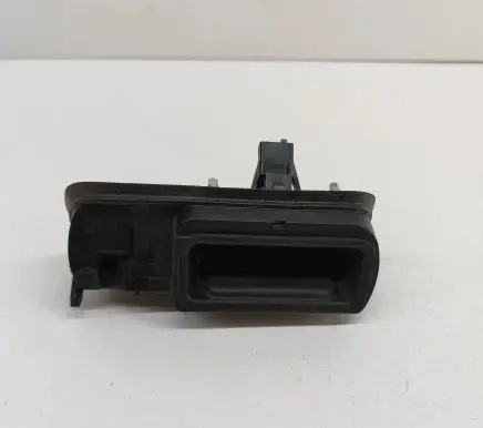 Volkswagen Caddy Tailgate/boot open switch button 2K7827565P