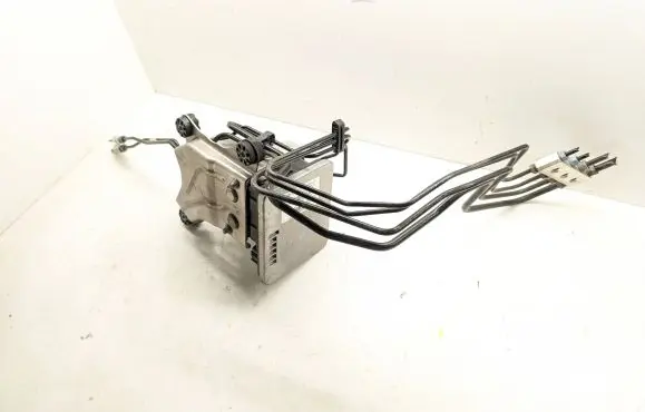BMW 7 G11 G12 ABS Pump 6889214 7191420