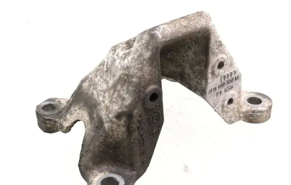 Audi A6 S6 C6 4F Engine mounting bracket 4F0199307M