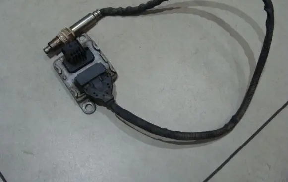Mercedes-Benz Sprinter W906 Lambda probe sensor A2C15463300-02
