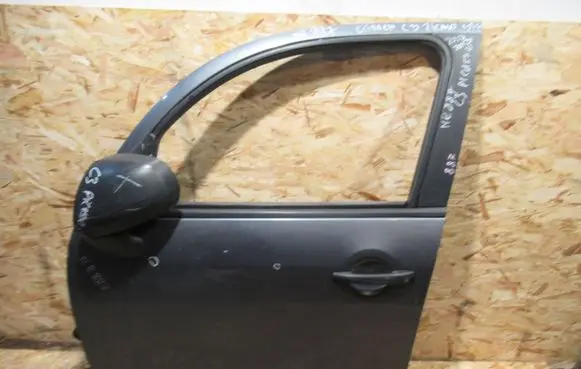 Citroen C3 Picasso Front door
