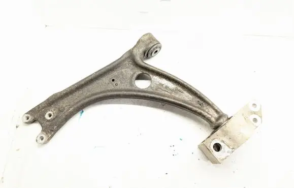 Volkswagen PASSAT B6 Front lower control arm/wishbone 3C0153D