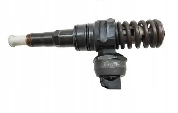Audi A4 S4 B6 8E 8H Fuel injector 038130073AJ