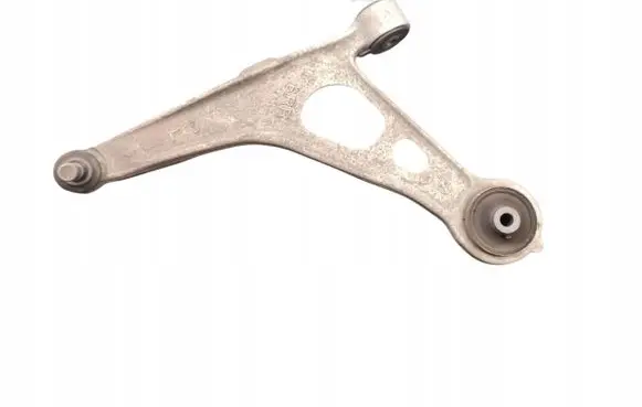 Nissan Qashqai Front upper control arm/wishbone 