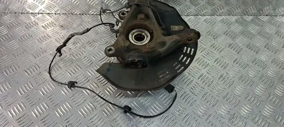 Toyota C-HR I Front wheel hub