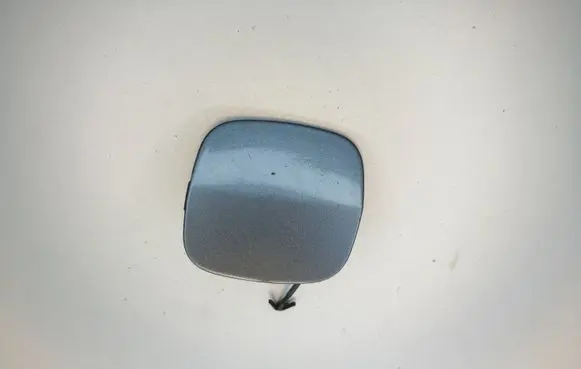Front tow hook cap/cover