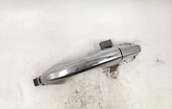 Honda CR-V Front door exterior handle