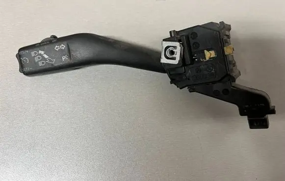 Volkswagen Touran I Indicator stalk 1K0953513G 01103512 10351282330146