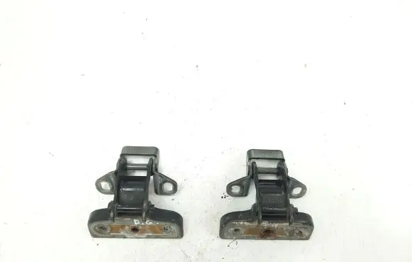 Hummer H2 Tailgate/trunk/boot hinge 021PEA3A