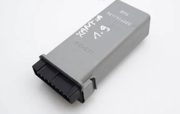 Citroen Xantia Door central lock control unit/module 9611914080