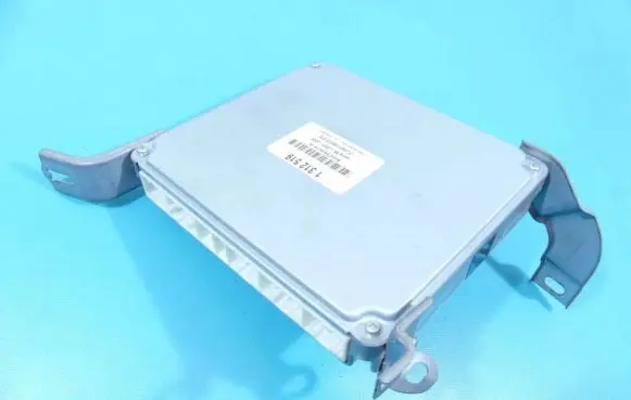 Lexus RX 330 - 350 - 400H Central body control module 89661-48730 IMPRK1312519