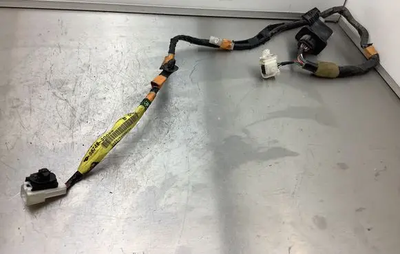 Lexus GS 300 350 430 450H Front door wiring loom 8974630060 8999130050 10620
