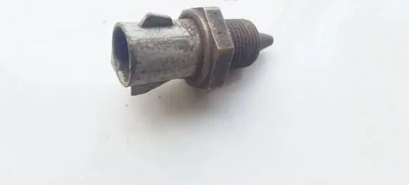 Coolant temperature sensor