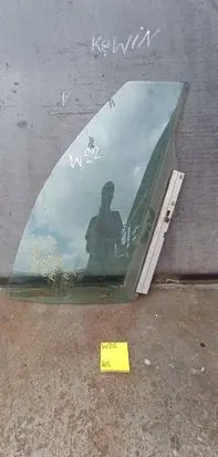 Opel Astra G Front door window glass four-door 1212123