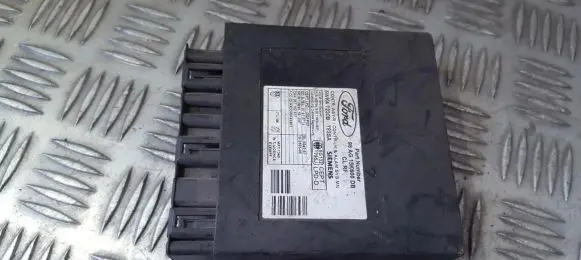 Ford Focus Comfort/convenience module 98AG15K600 5WK47230B
