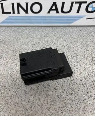 BMW 5 E39 Glow plug pre-heat relay 2246473