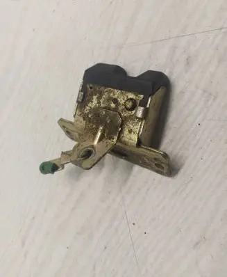 Opel Astra G Tailgate/trunk/boot lock/catch/latch 09130569