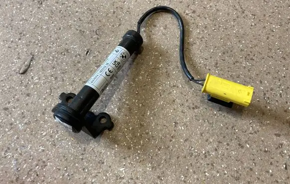 BMW X2 U10 Bonnet Pedestrian Airbag Actuator 9883419