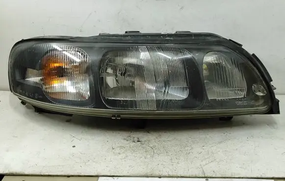Volvo S60 Headlight/headlamp 89007870 8693588