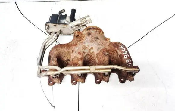Ford Escort Exhaust manifold 928F943JB