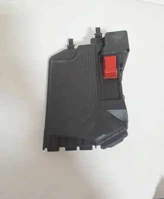 Mercedes-Benz GLA W156 X156 Fuse box cover A2465400182