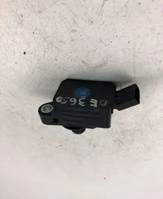 Hyundai Elantra VI High voltage ignition coil 273002E601