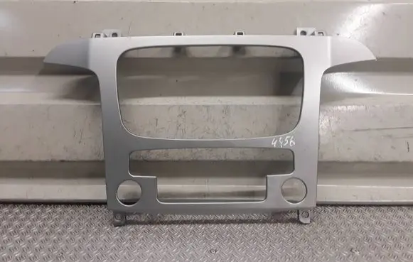 Ford S-MAX Radio/GPS head unit trim 