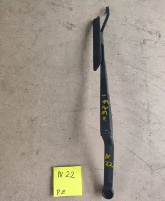 Mazda 323 F Front wiper blade arm 29483911