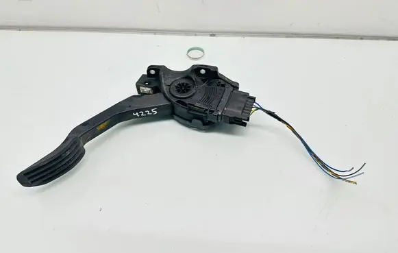 Volvo V60 Accelerator throttle pedal 31329062 C95YE04 6PV01083416