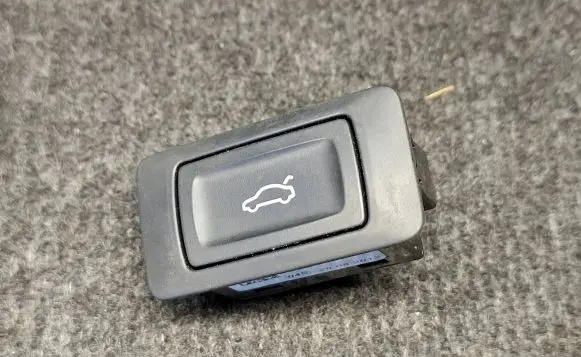 Audi A8 S8 D4 4H Tailgate opening switch 4G0959831A
