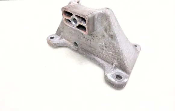BMW 5 E60 E61 Gearbox mounting bracket 6761107 22316761107
