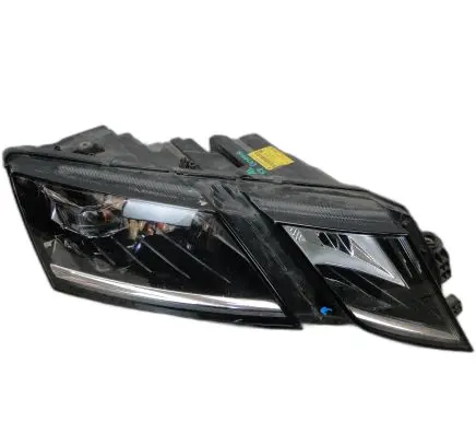 Skoda Octavia Mk3 (5E) Headlight/headlamp 5E1941016D