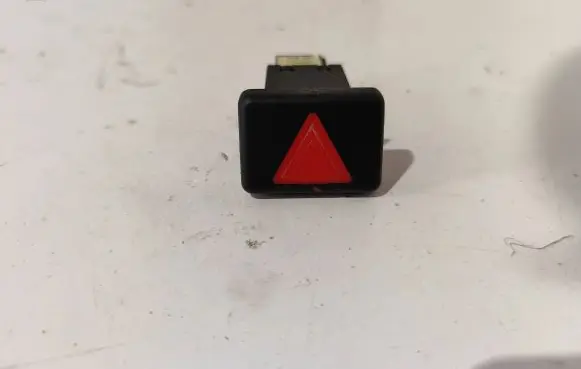 Audi A4 S4 B7 8E 8H Hazard light switch 8E0941509