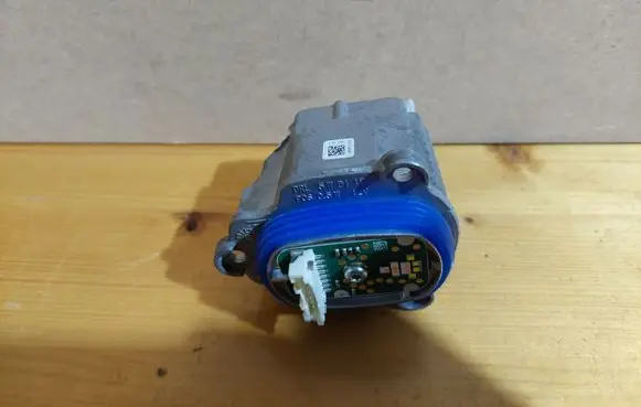 Skoda Octavia Mk4 Headlight ballast module Xenon MDE149441 ITPD010977