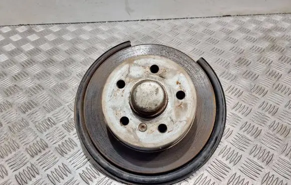 Mercedes-Benz B W245 Rear wheel hub