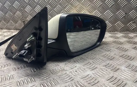KIA Optima Front door electric wing mirror
