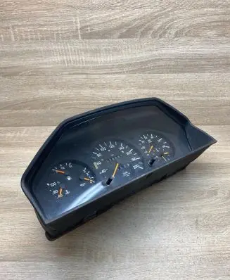 Mercedes-Benz E W124 Speedometer (instrument cluster) 1245436121 1245421366